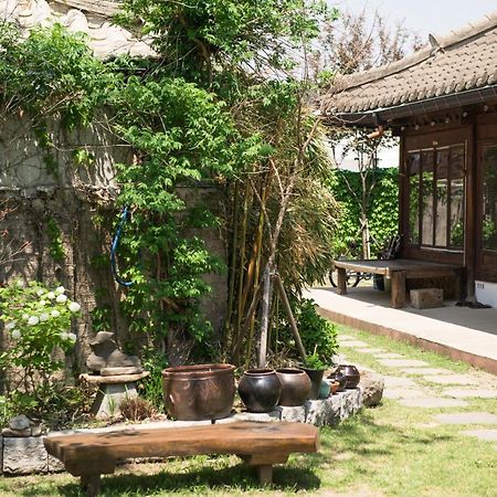 Ginkgo Tree Guesthouse Jeonju Eksteriør billede