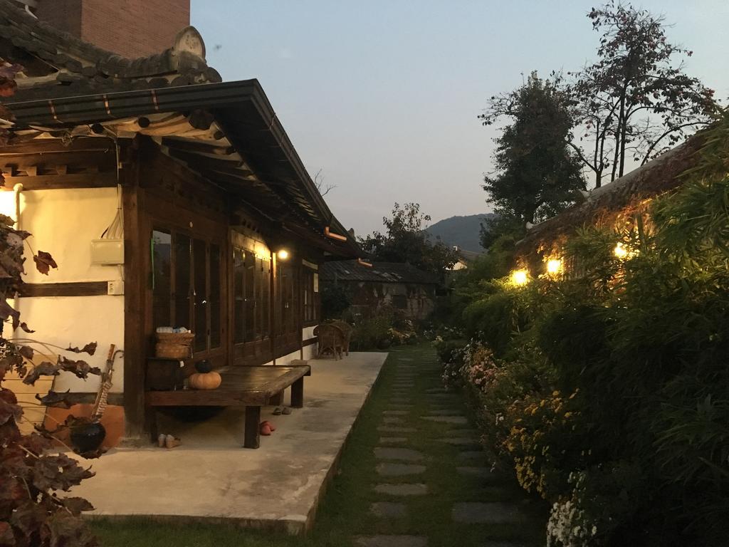 Ginkgo Tree Guesthouse Jeonju Eksteriør billede