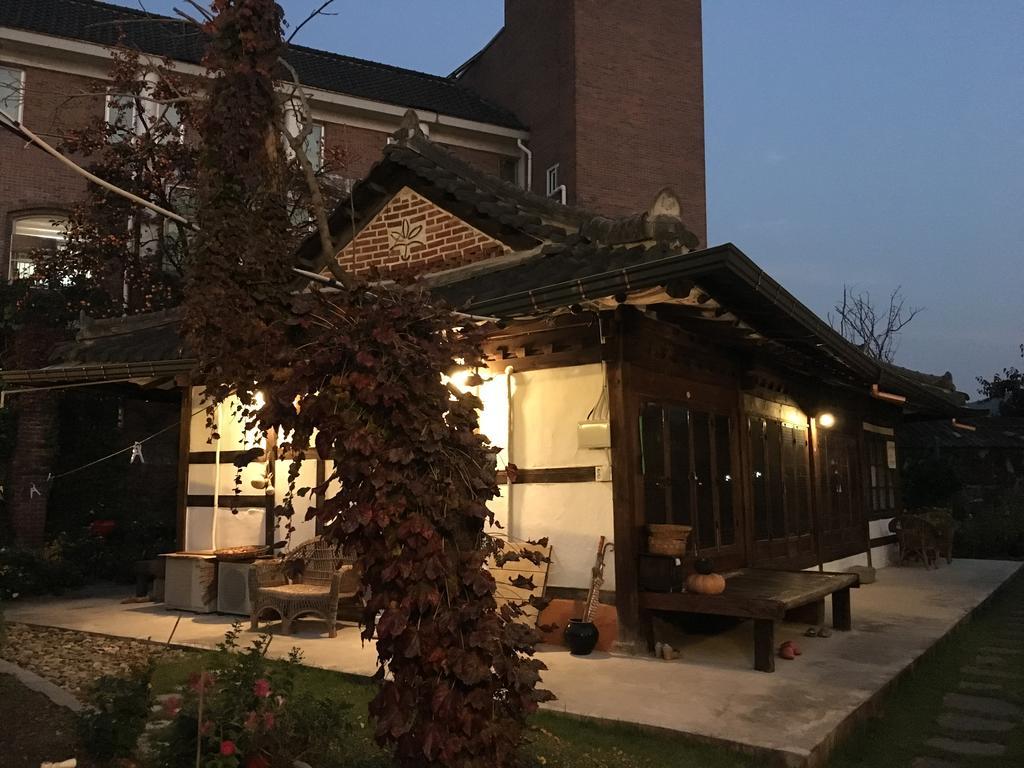Ginkgo Tree Guesthouse Jeonju Eksteriør billede